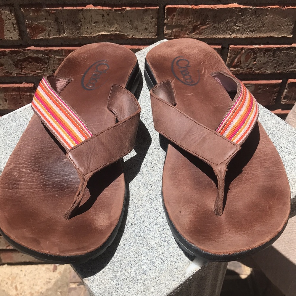 🚨B2G1 CHACO Pink Green Leather Thong Toe Sandals